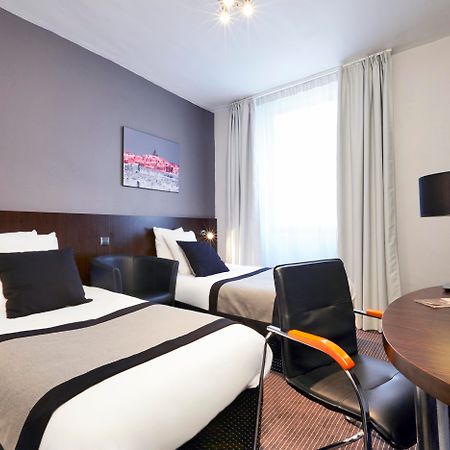 Kyriad Marseille Centre Paradis-Prefecture Екстер'єр фото