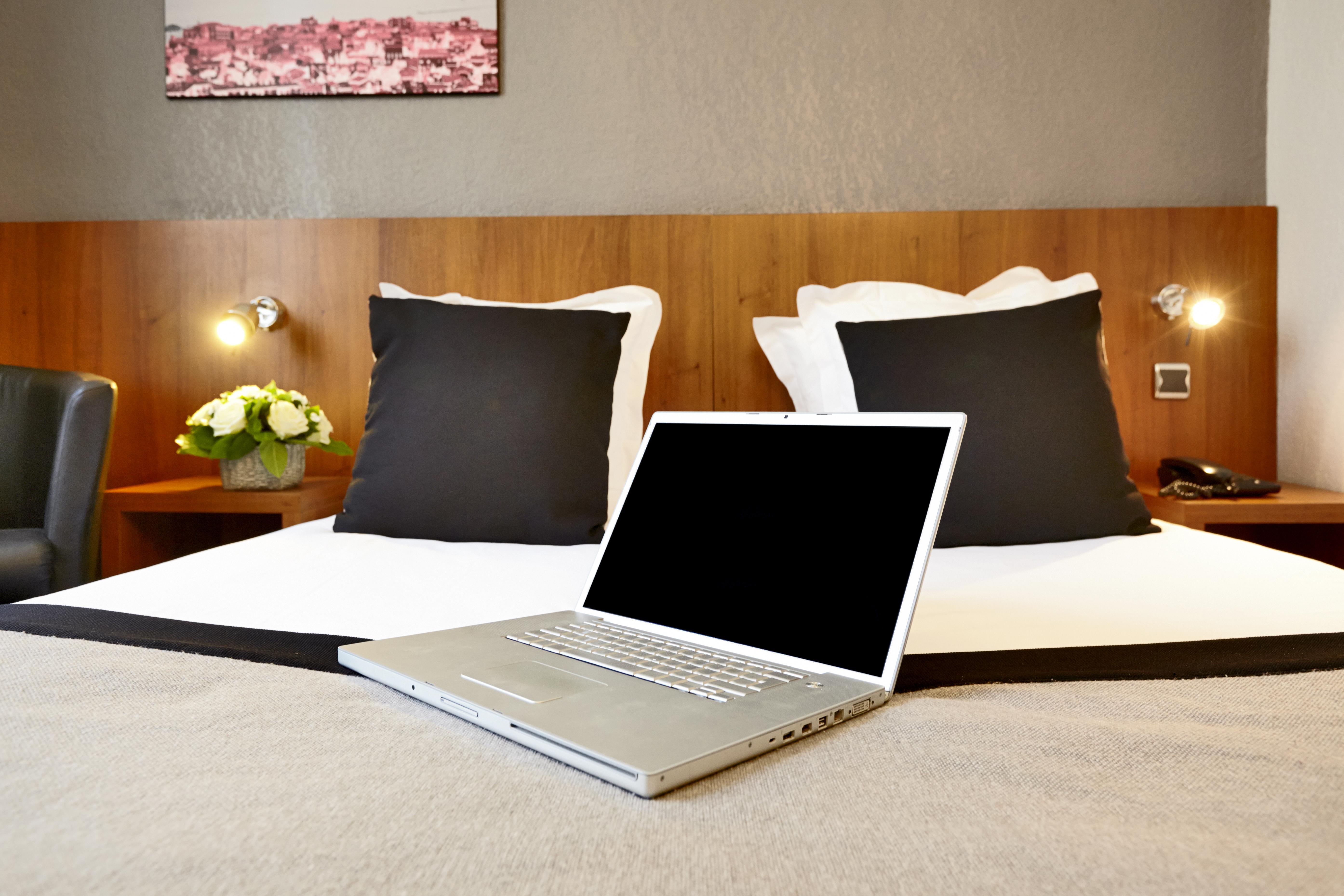Kyriad Marseille Centre Paradis-Prefecture Екстер'єр фото