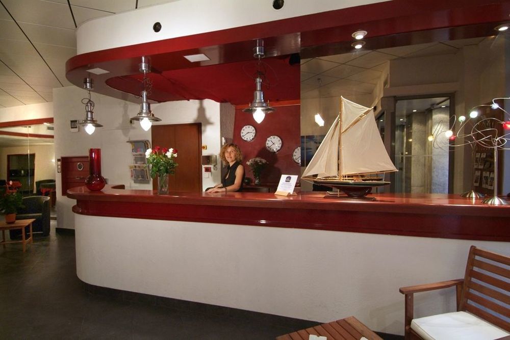 Kyriad Marseille Centre Paradis-Prefecture Інтер'єр фото