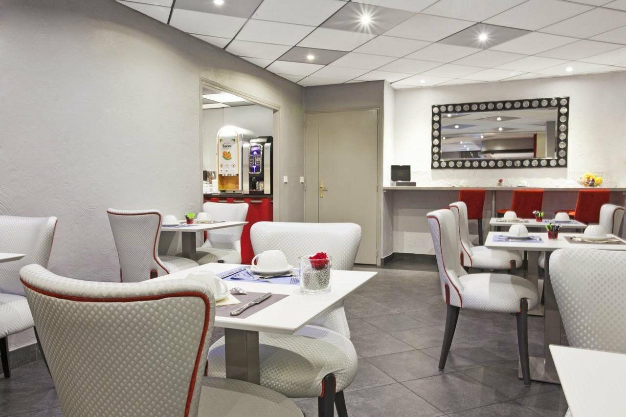 Kyriad Marseille Centre Paradis-Prefecture Екстер'єр фото